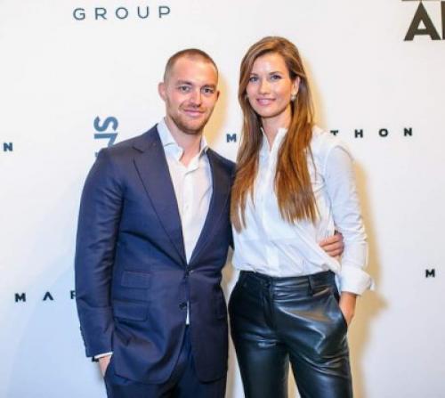 Тусовщики, писатели, блогеры: кем стали дети известных политиков