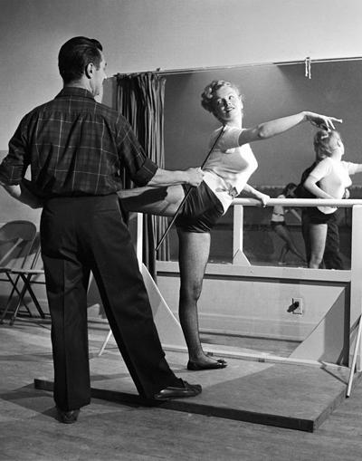 Редкие фотографии всемирно известных звезд. Часть 10