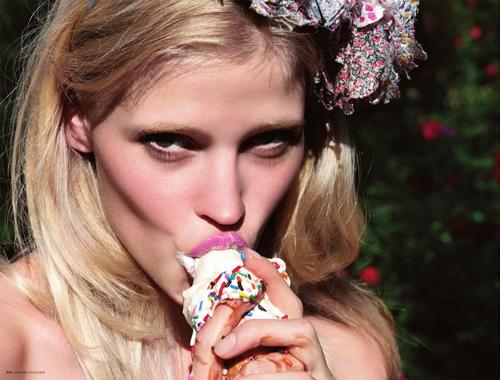 Топ-10 звездных красавиц, которые навсегда вышли из запоя