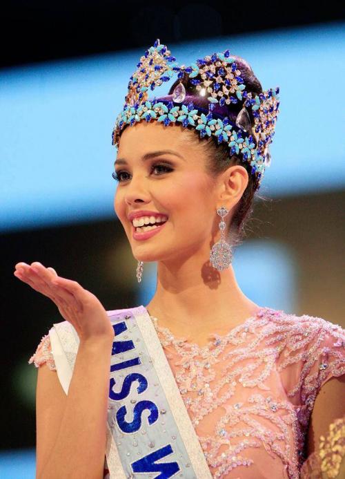 Пикантные фото юной "Мисс мира 2013" попали в Сеть