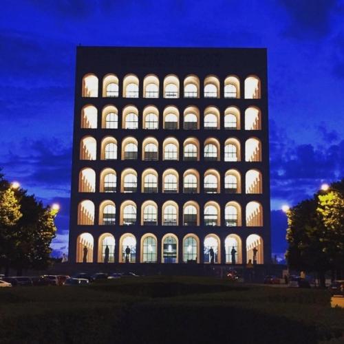 17 реальных мест, которые выглядят как порталы в волшебные миры