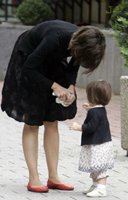 Несравненная Сури Круз вышла в свет