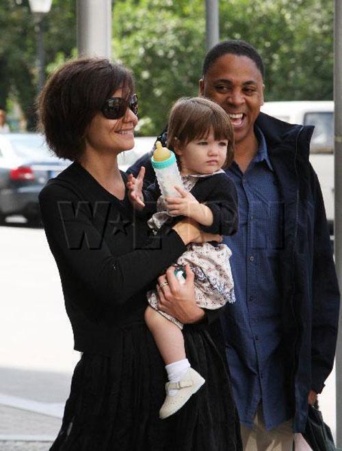 Несравненная Сури Круз вышла в свет