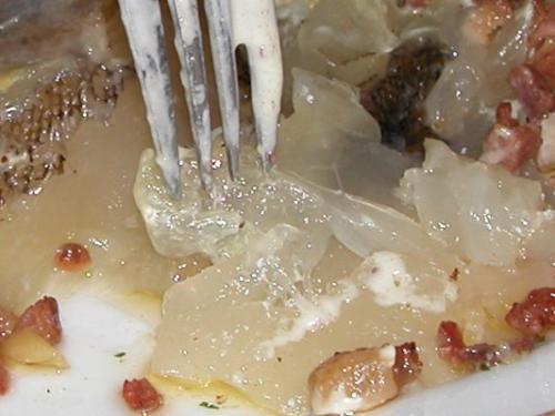 Самые шокирующие деликатесы разных стран мира