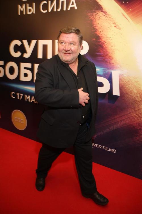 Шариков примкнул к СуперБобровым