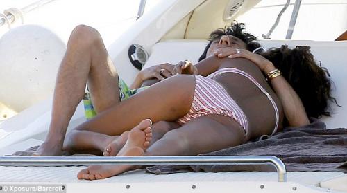 Ронни Вуд променял Катю Иванову на бразильянку