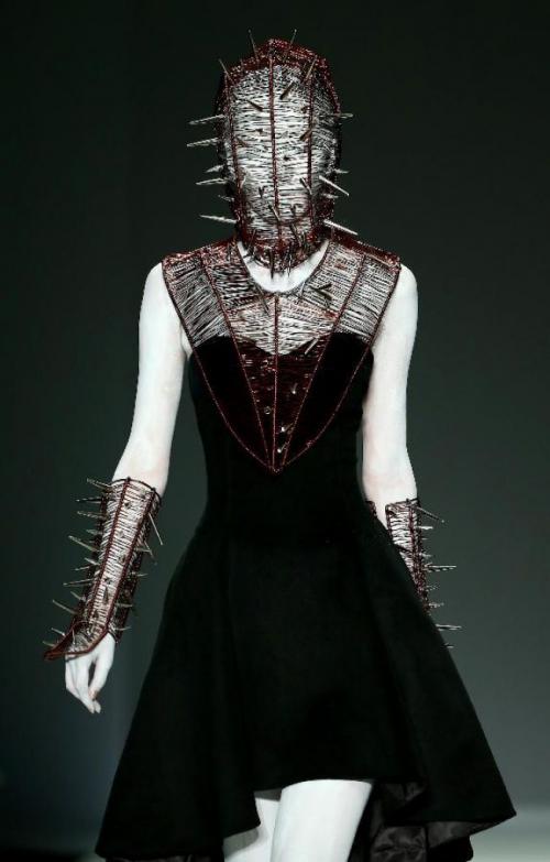 Когда модные дефиле превращаются в клоунаду