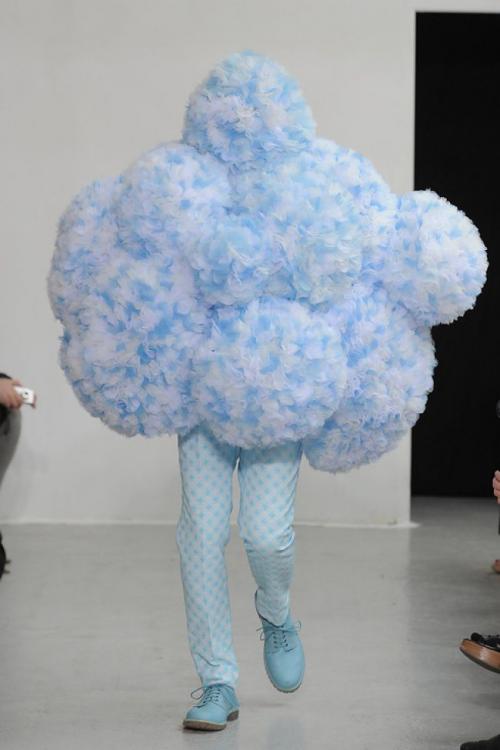 Когда модные дефиле превращаются в клоунаду