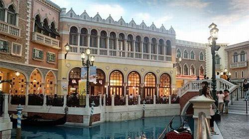 10 самых вместительных зданий мира