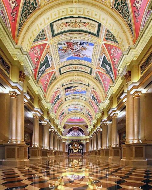 10 самых вместительных зданий мира