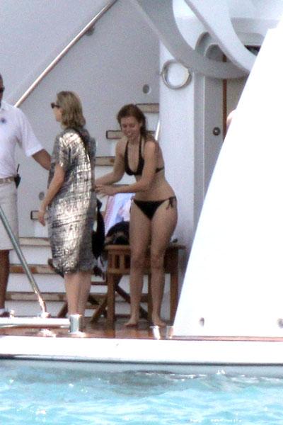 Принцесса Беатрис Йоркская отправилась на свидание во Францию