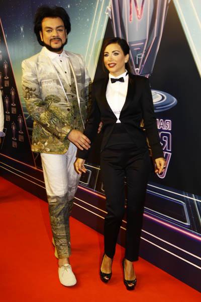 Волочкова и Собчак блеснули декольте на вручении премии «RU.TV»