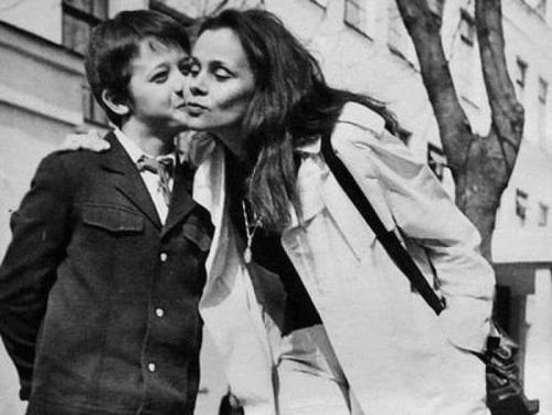 Трогательные семейные фото любимых с детства актеров