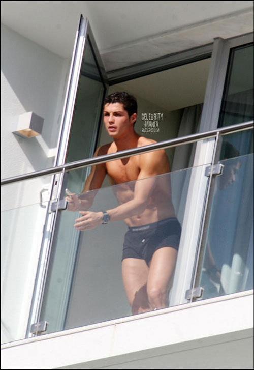 Снимки, которые звезды не хотели бы видеть в прессе-2