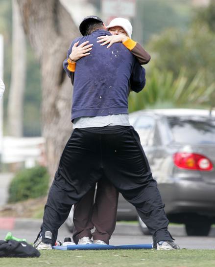 Снимки, которые звезды не хотели бы видеть в прессе-2