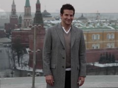 Брэдли Купер стал звездой №13 на Российской аллее славы