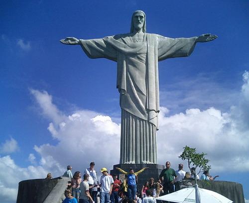 Статуе Христа Спасителя – 75 лет !
