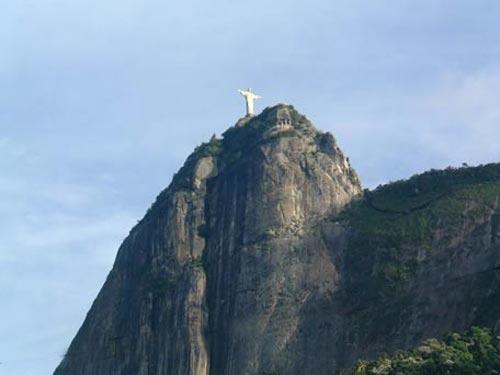 Статуе Христа Спасителя – 75 лет !