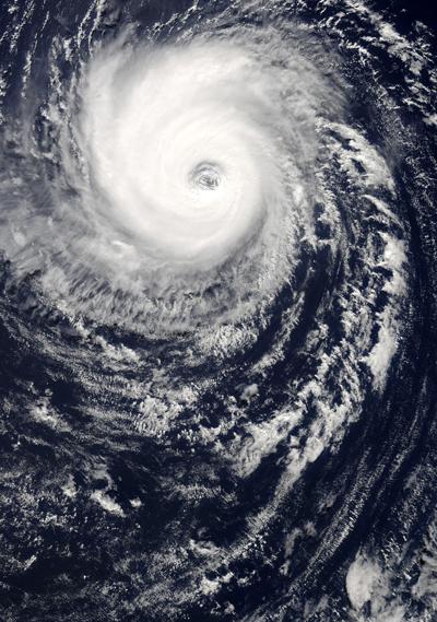 Как выглядят ураганы из космоса
