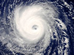 Как выглядят ураганы из космоса