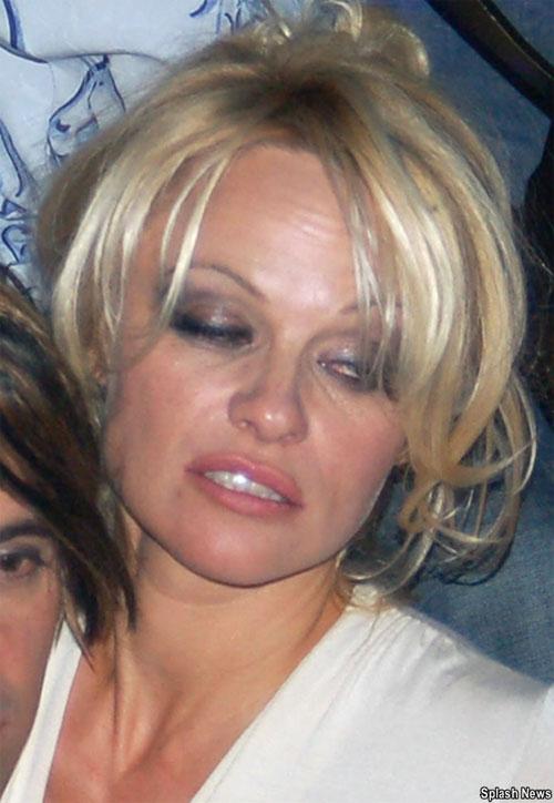 Памела Андерсон нанюхалась кокаина в Лас-Вегасе