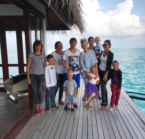 Море, солнце и роскошь: где и как проводят отпуск футболисты РФ