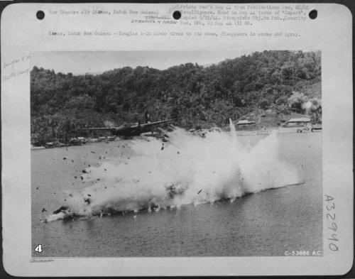 Последние секунды жизни: архивные фото падения самолетов