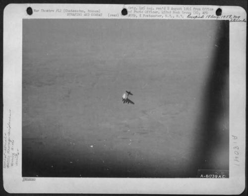 Последние секунды жизни: архивные фото падения самолетов