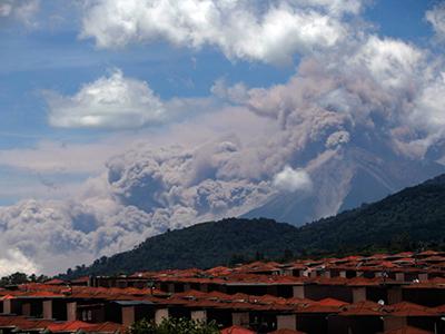 Вулканическая активность в 2012 году