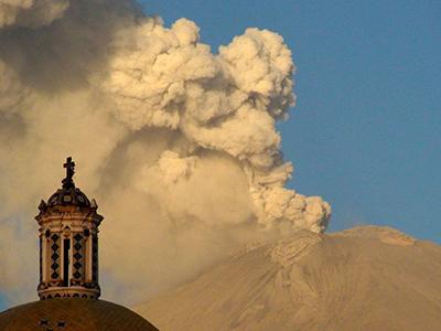 Вулканическая активность в 2012 году