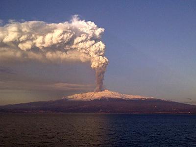 Вулканическая активность в 2012 году