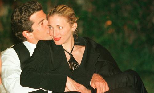 Пары знаменитостей, встретившие смерть в один день