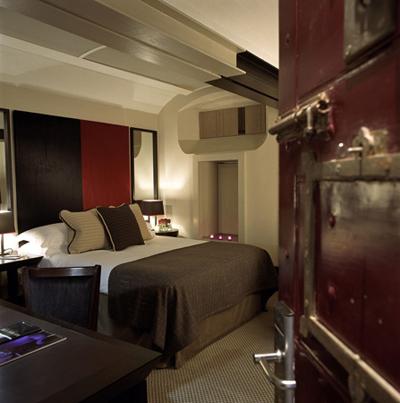 Топ-10 самых необычных отелей мира