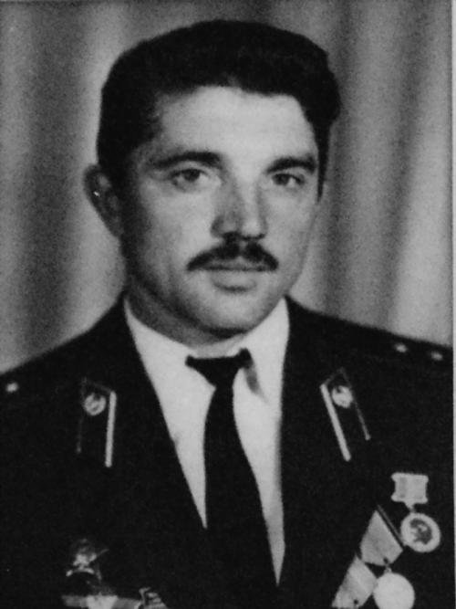 Покушение на Брежнева: как лейтенант Ильин расстрелял автомобиль с космонавтами