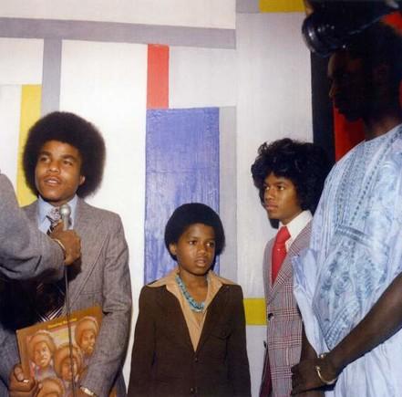 Опубликованы редкие ранние фото Майкла Джексона