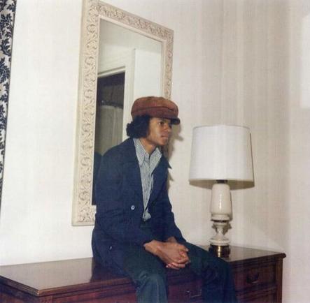 Опубликованы редкие ранние фото Майкла Джексона