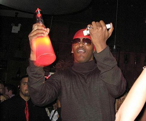 VIP-пьянки: где, с кем и как напиваются звезды Голливуда