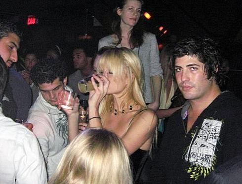 VIP-пьянки: где, с кем и как напиваются звезды Голливуда