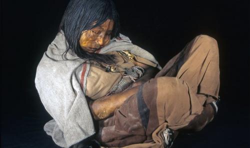 12 страшных находок, обнаруженных в ледниках