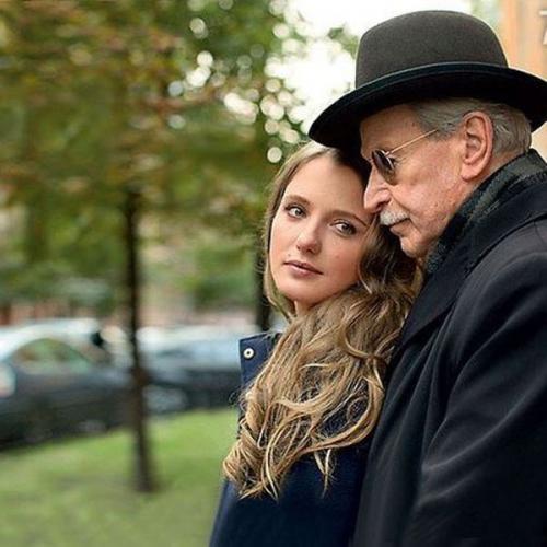 На ком женятся престарелые знаменитости