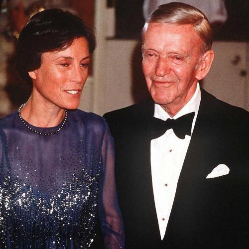 На ком женятся престарелые знаменитости