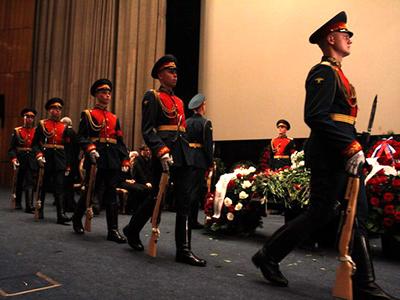 Петра Тодоровского проводили в последний путь с воинскими почестями