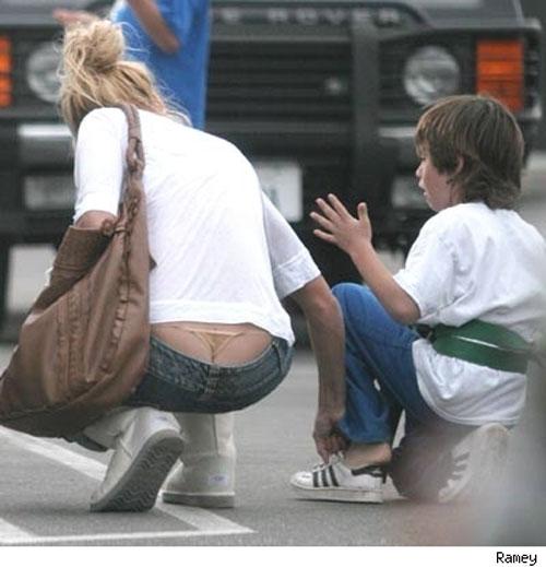 Звезды в стрингах: одетые по самое не могу