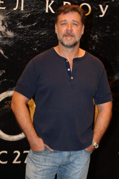 Рассел Кроу из Москвы увезет ковчег с медведем