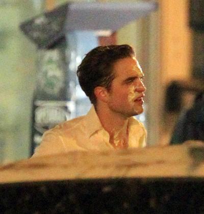 Роберт Паттинсон получил тортом в лицо