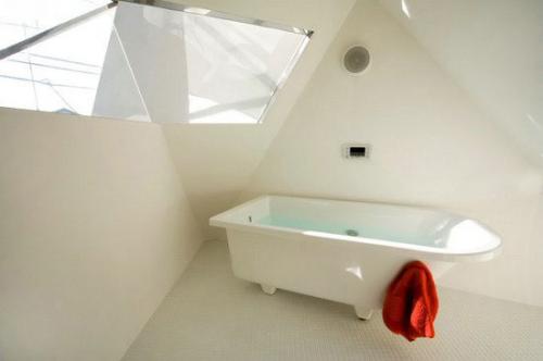 В Токио выстроили миниатюрный дом