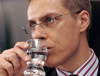 Финский министр признался в контрабанде русской водки