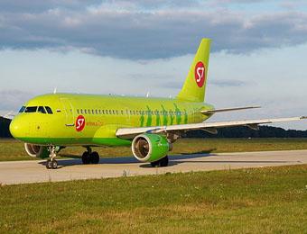 Самолет вернулся в аэропорт за забытыми деталями двигателя