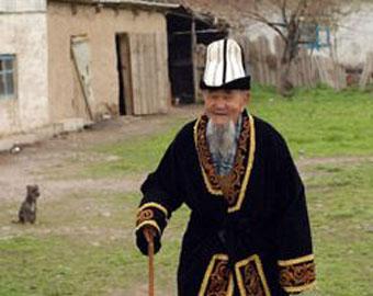 В Казахстане старик пытался усыновить 56-летнего мужчину