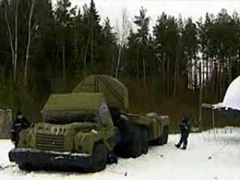 Российская армия снабжается надувными танками, самолетами и ракетными установками (ФОТО)